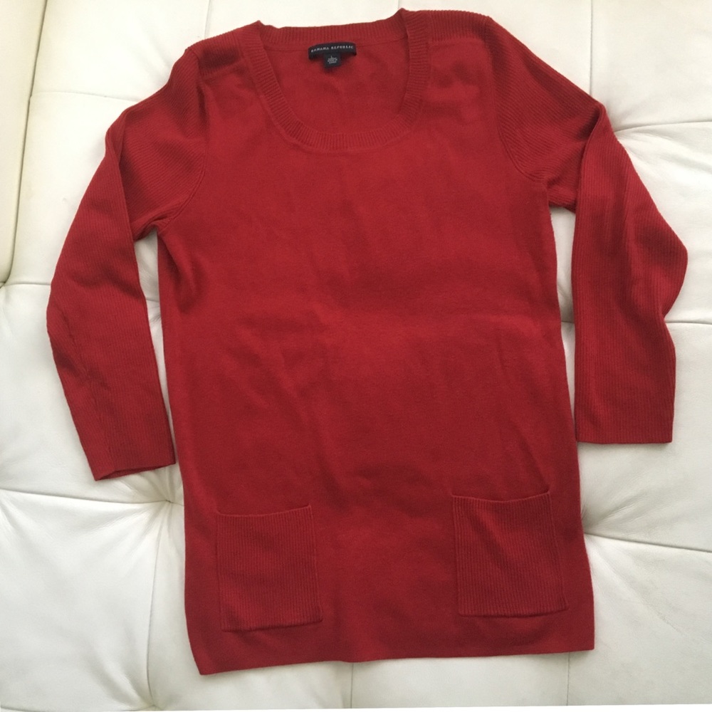 Banana Republic Red, crew neck sweater